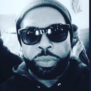 Meet your Posher, Derrick